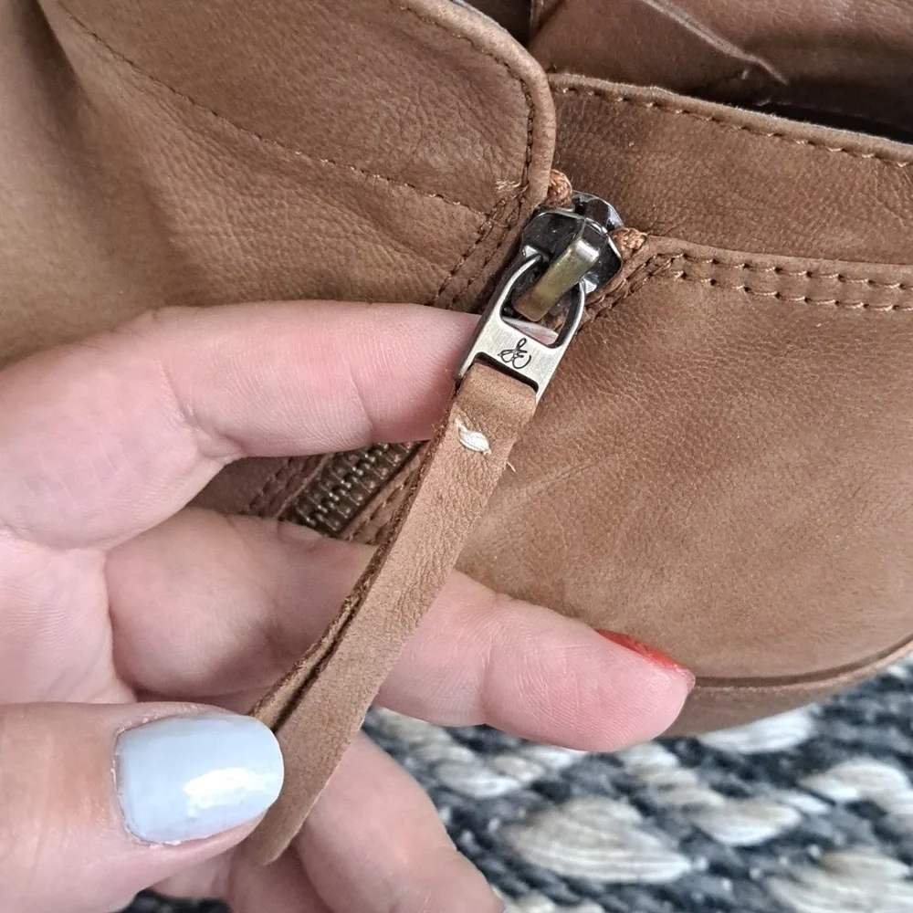 SAM EDELMAN TUCKER LEATHER BOOTIE SIZE WOMAN'S 8